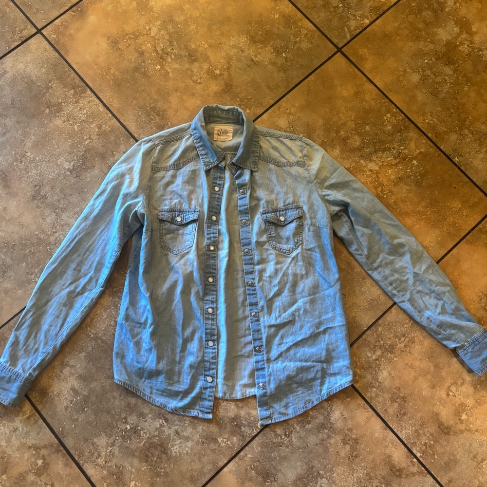 Cello Denimwear Blue Lightweight Chambray Denim Shacket